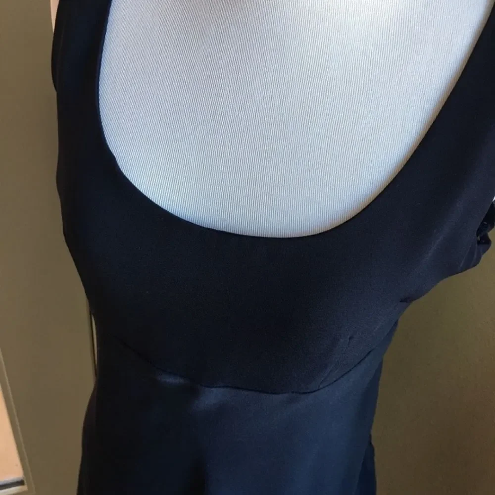 Club Monaco Deep Scoop Neck Empire Dress XS Navy